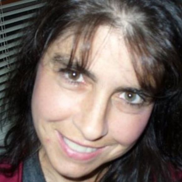 Meet your Posher, Denise - Picture 1 of 1